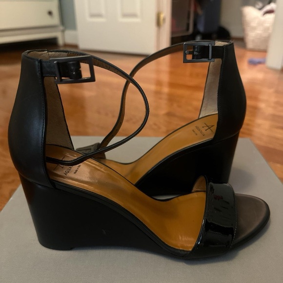 BRAND NEW
aquatalia black strap wedge heels 
size 7 - Picture 4 of 5